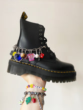 Load image into Gallery viewer, The NELLY Shoe Chain - Blackcurrant Pop
